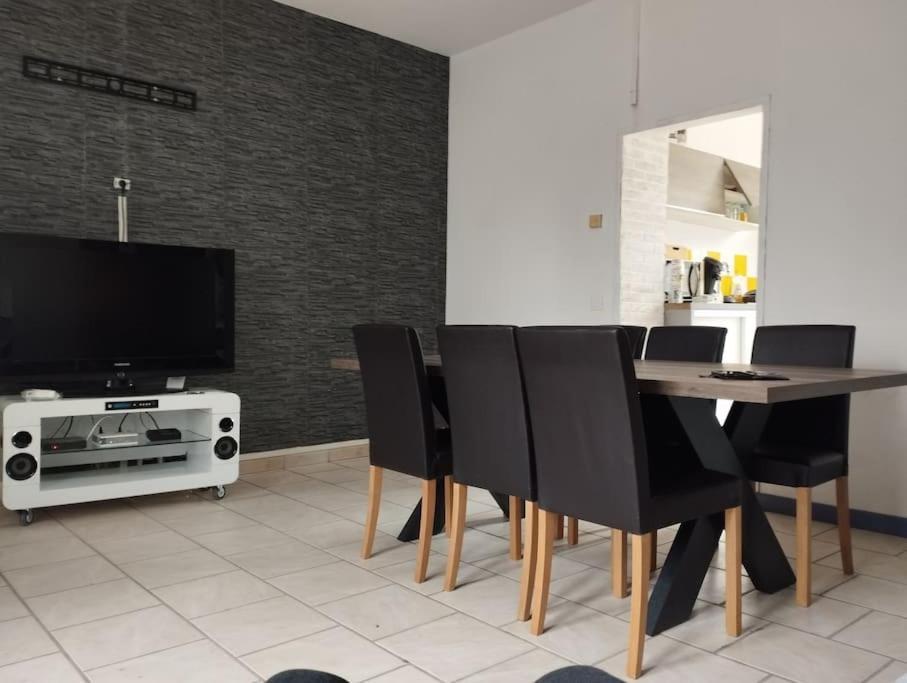 アミアンAgreable Maison Avec Parking Gratuitアパートメント エクステリア 写真
